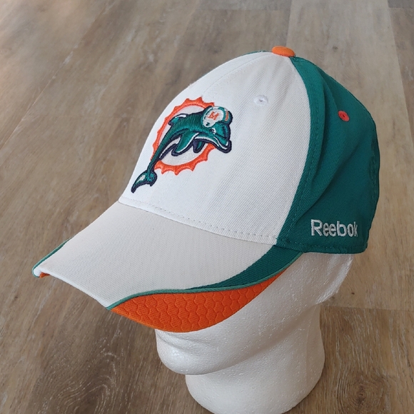 Reebok On Field NFL Miami Dolphins Flex Fit Cap Hat Size L/XL - Picture 1 of 9